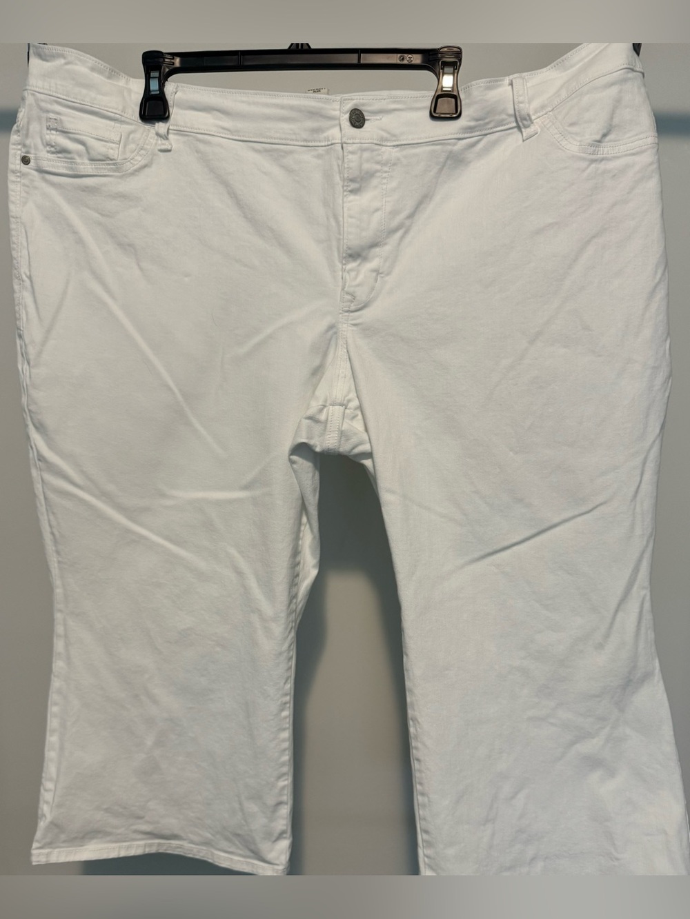 White Stretch Capri Pants